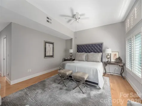 34 Dover Street Asheville NC 28804