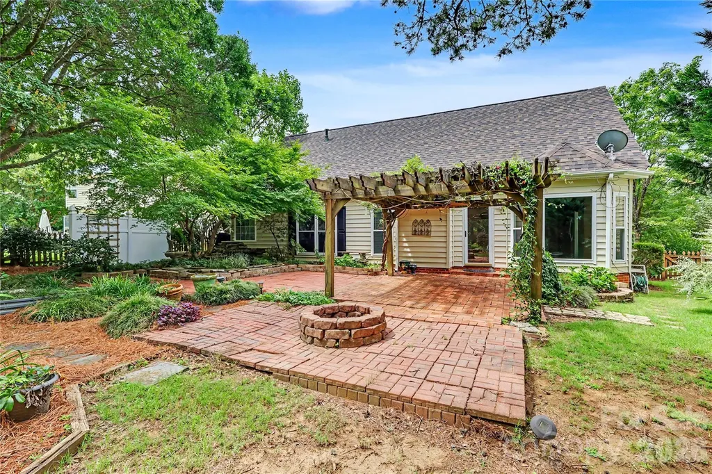 308 Braxton Drive Indian Trail NC 28079