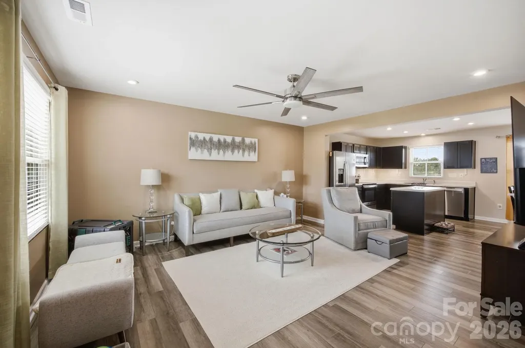 6121 Cutwater Circle Charlotte NC 28269