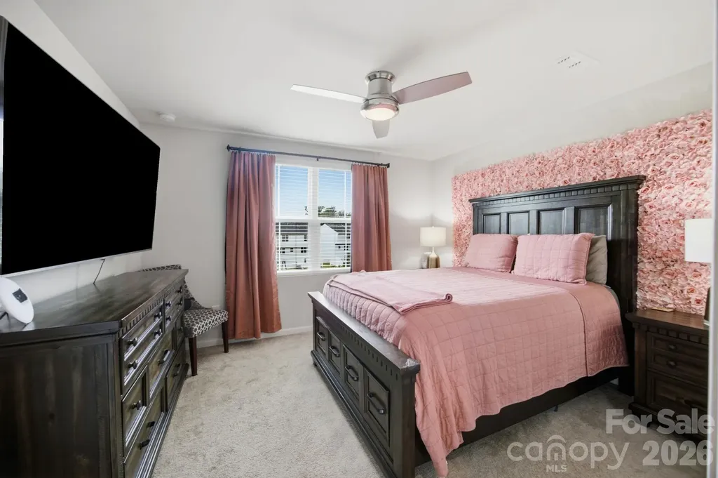 6121 Cutwater Circle Charlotte NC 28269