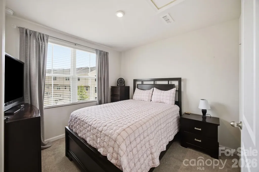 6121 Cutwater Circle Charlotte NC 28269