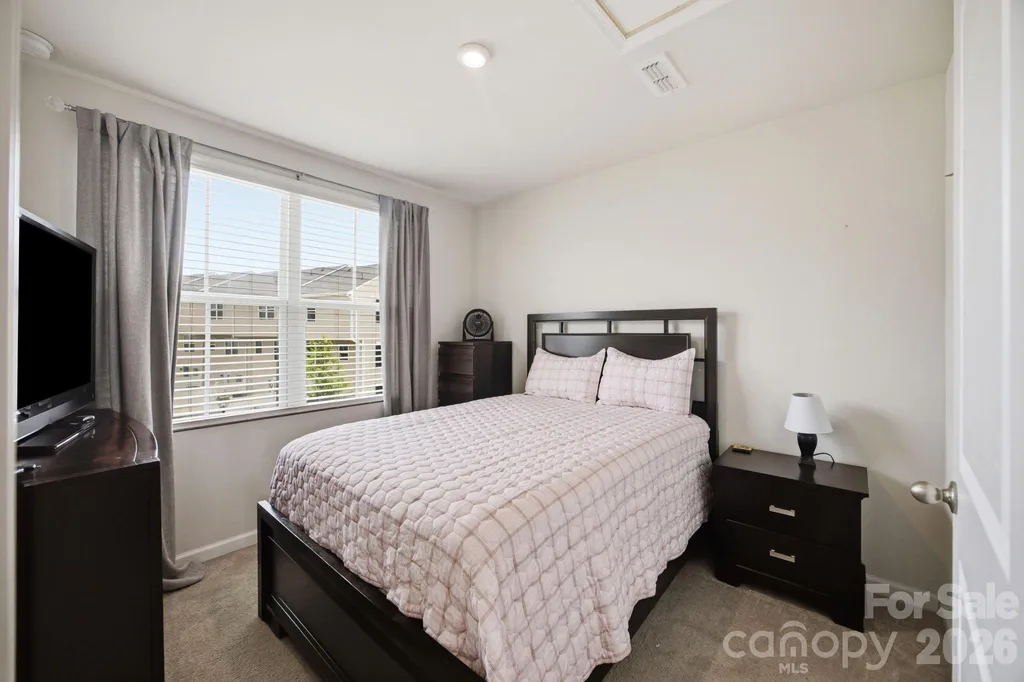 6121 Cutwater Circle Charlotte NC 28269