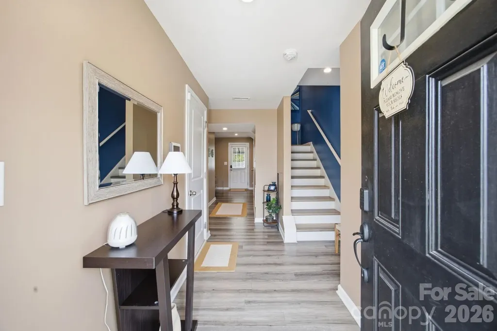 6121 Cutwater Circle Charlotte NC 28269