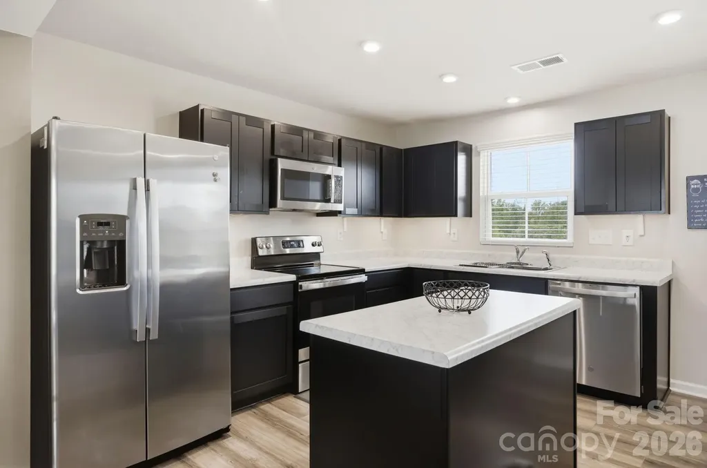 6121 Cutwater Circle Charlotte NC 28269
