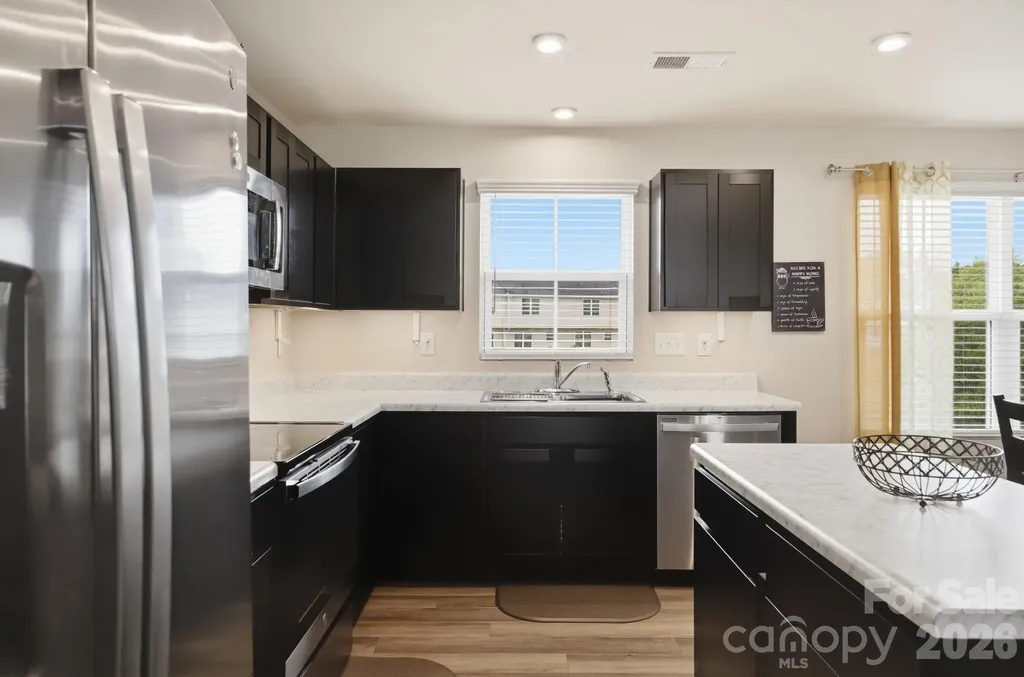 6121 Cutwater Circle Charlotte NC 28269