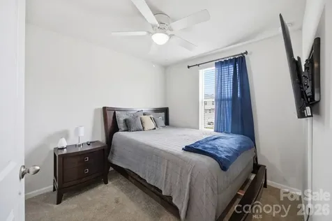 6121 Cutwater Circle Charlotte NC 28269