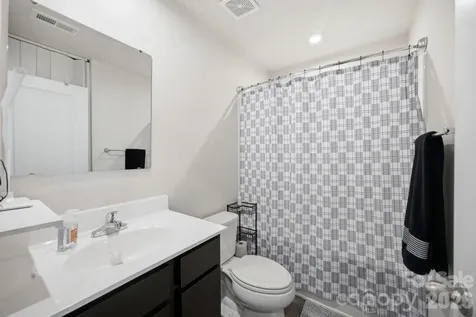 6121 Cutwater Circle Charlotte NC 28269