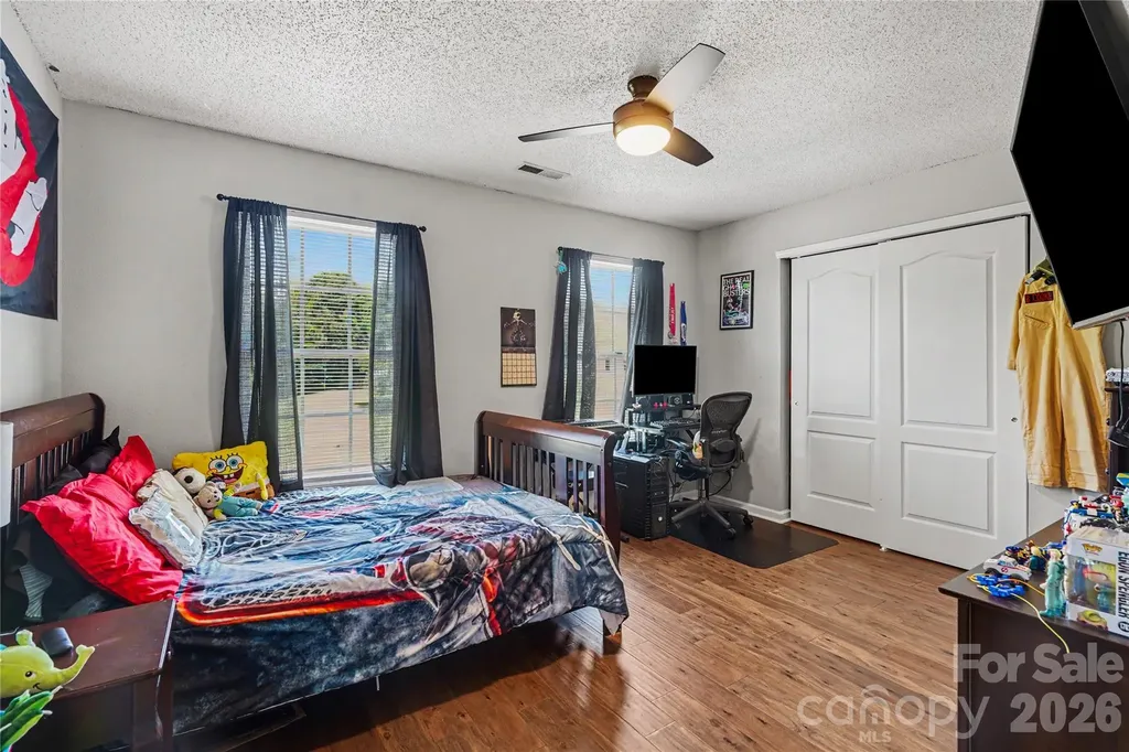 1729 Red Bird Circle Concord NC 28025