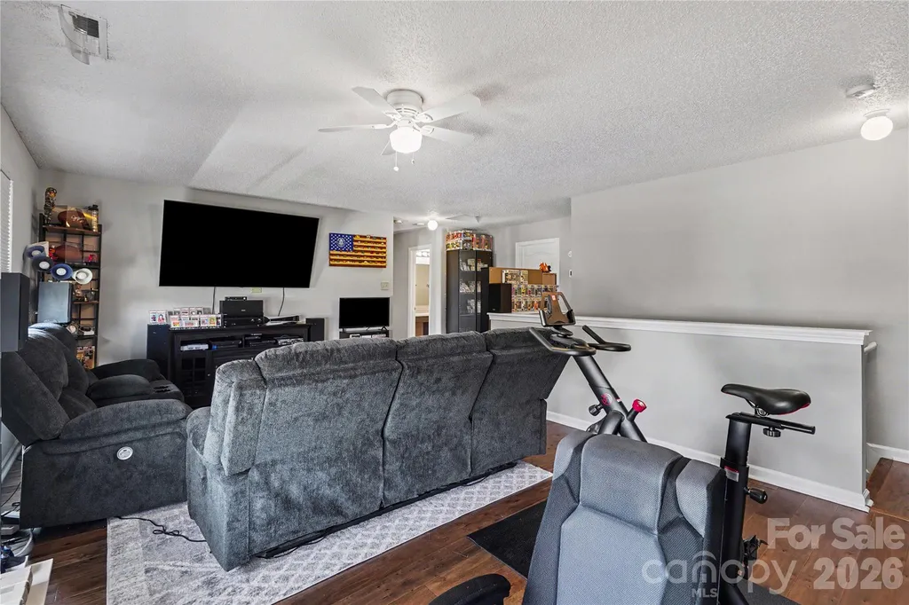1729 Red Bird Circle Concord NC 28025