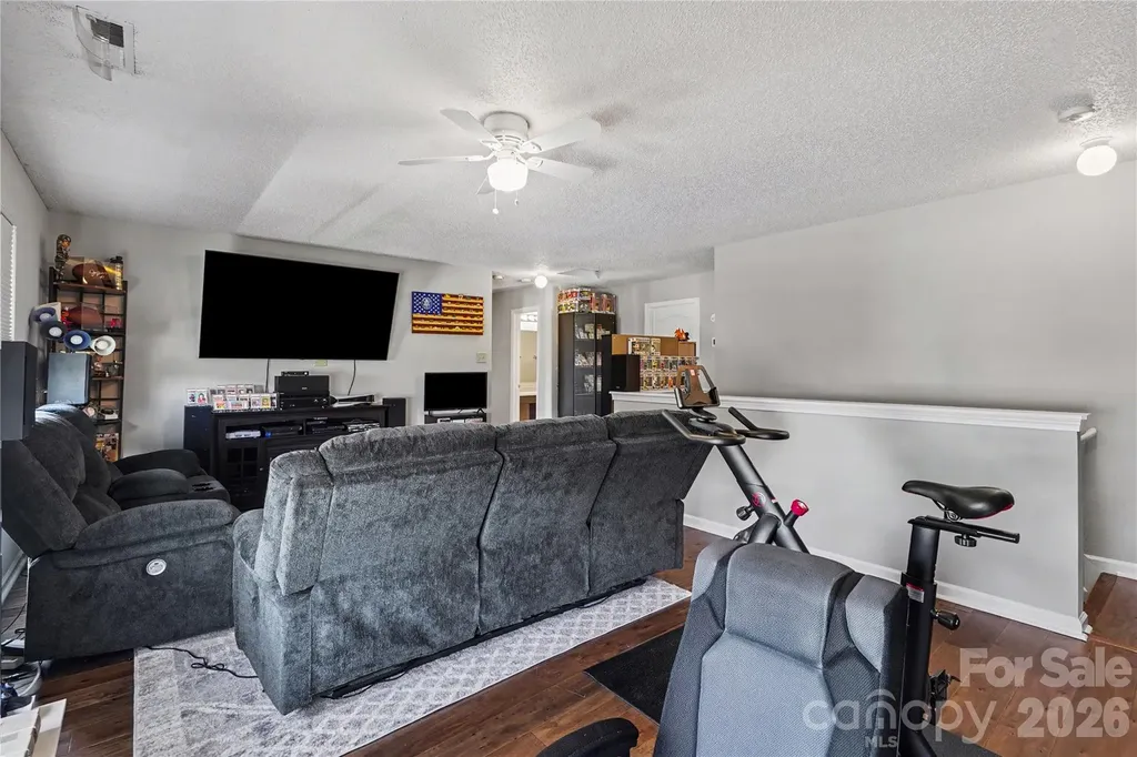 1729 Red Bird Circle Concord NC 28025