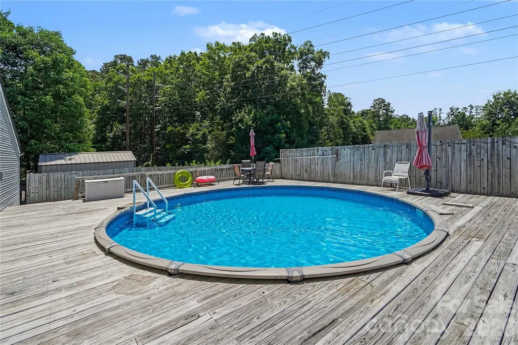 1729 Red Bird Circle Concord NC 28025