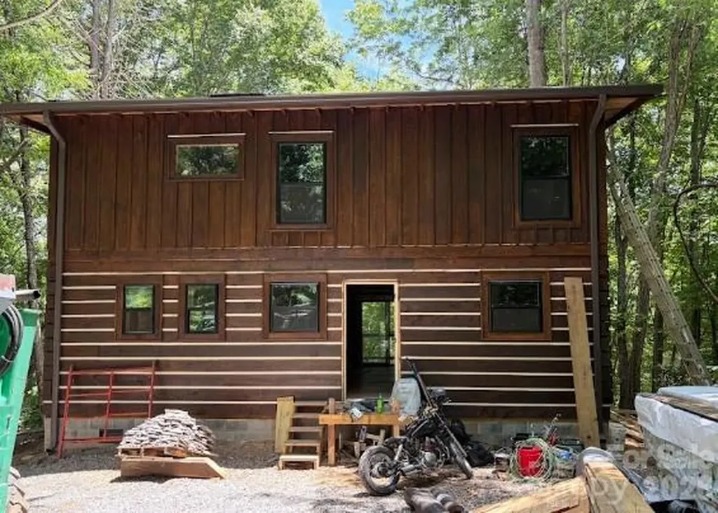 5 Marion Drive Maggie Valley NC 28751