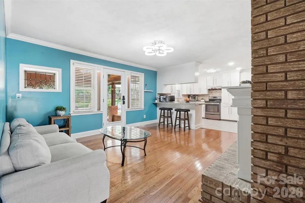 6108 Mallard Drive Charlotte NC 28227