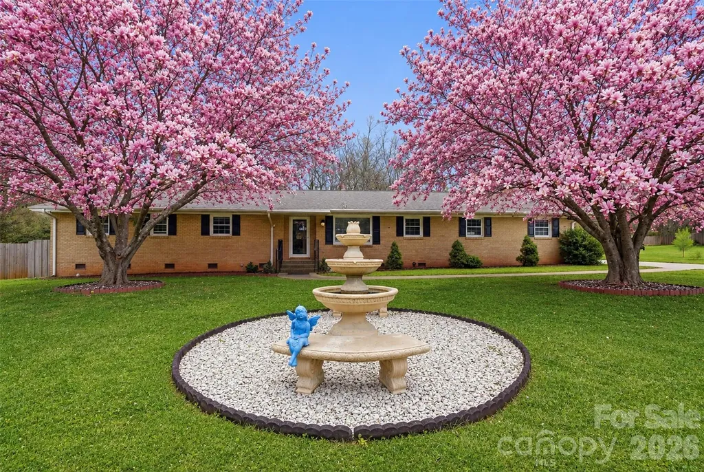 6108 Mallard Drive Charlotte NC 28227