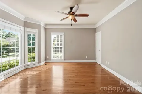9915 Nicole Lane Charlotte NC 28269