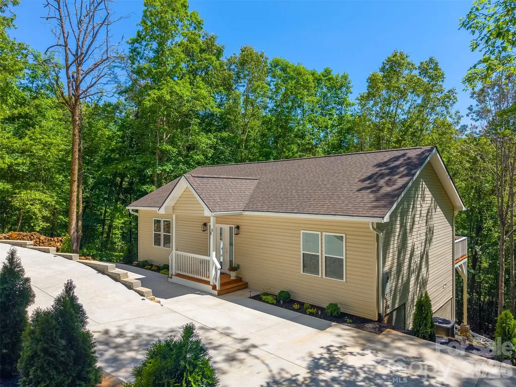 88 Foxwood Drive Franklin NC 28734
