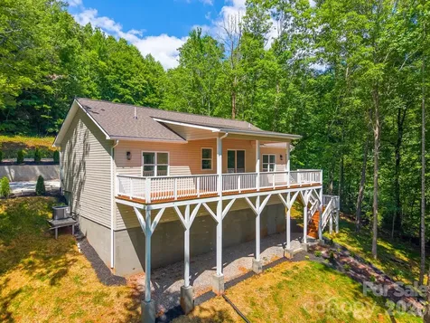 88 Foxwood Drive Franklin NC 28734