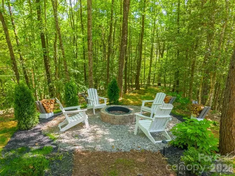 88 Foxwood Drive Franklin NC 28734