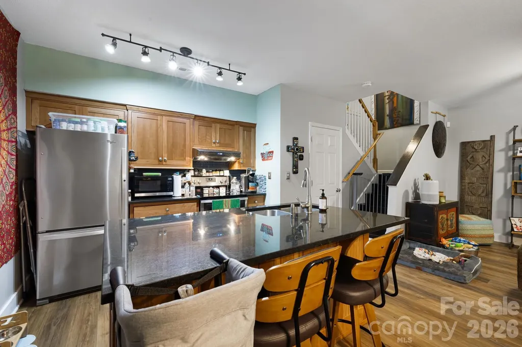 72 Owens Bell Lane Asheville NC 28801