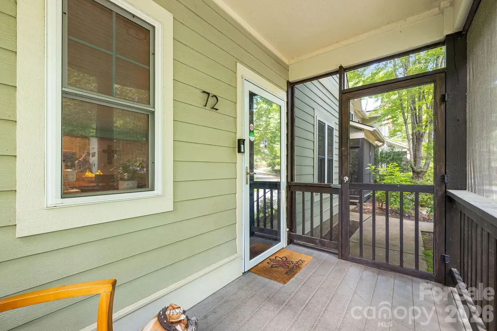72 Owens Bell Lane Asheville NC 28801