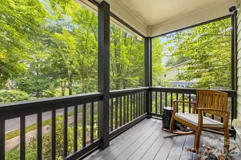 72 Owens Bell Lane Asheville NC 28801