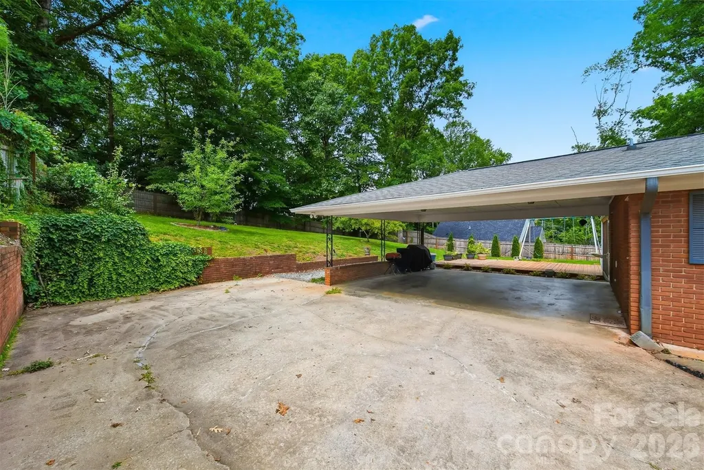 115 Wedgewood Drive Morganton NC 28655