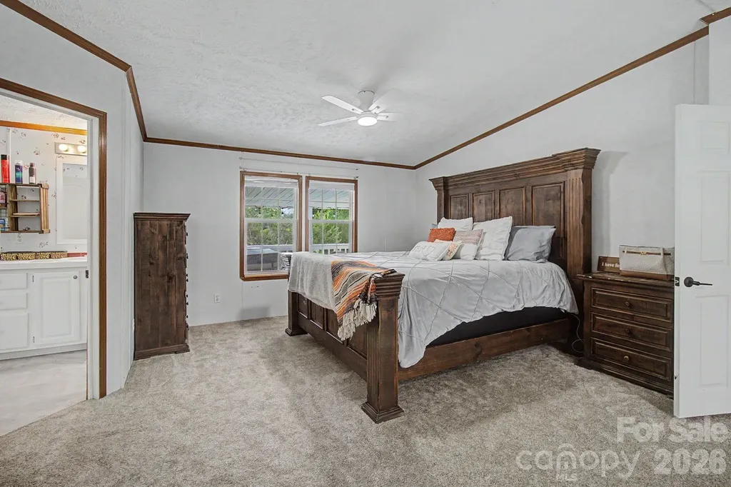 22 Sweet Briar Path Way Hendersonville NC 28792