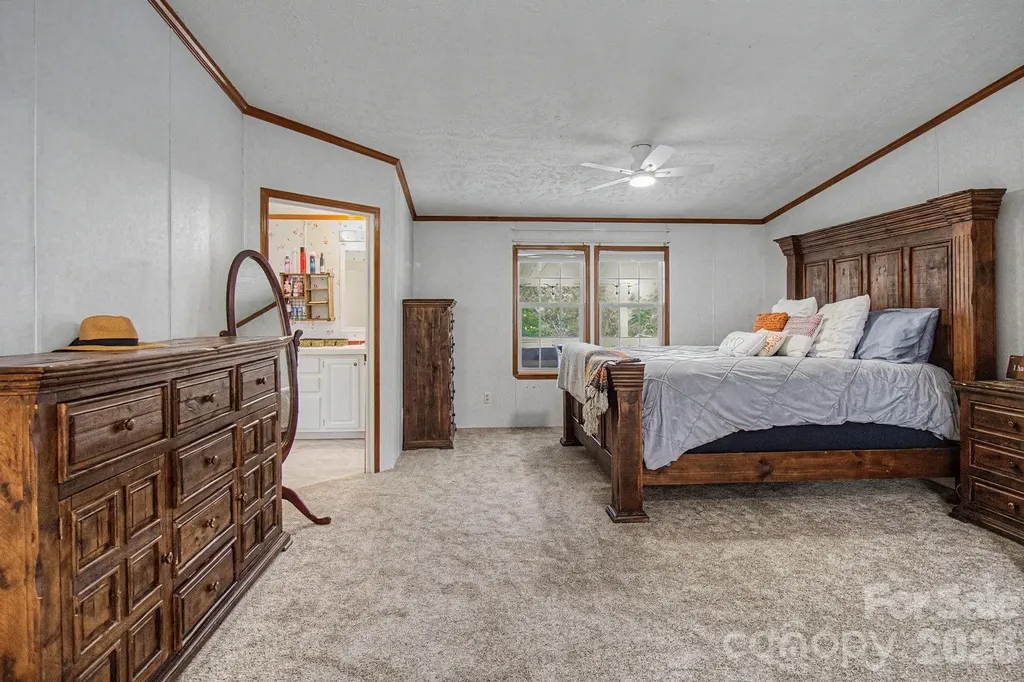 22 Sweet Briar Path Way Hendersonville NC 28792