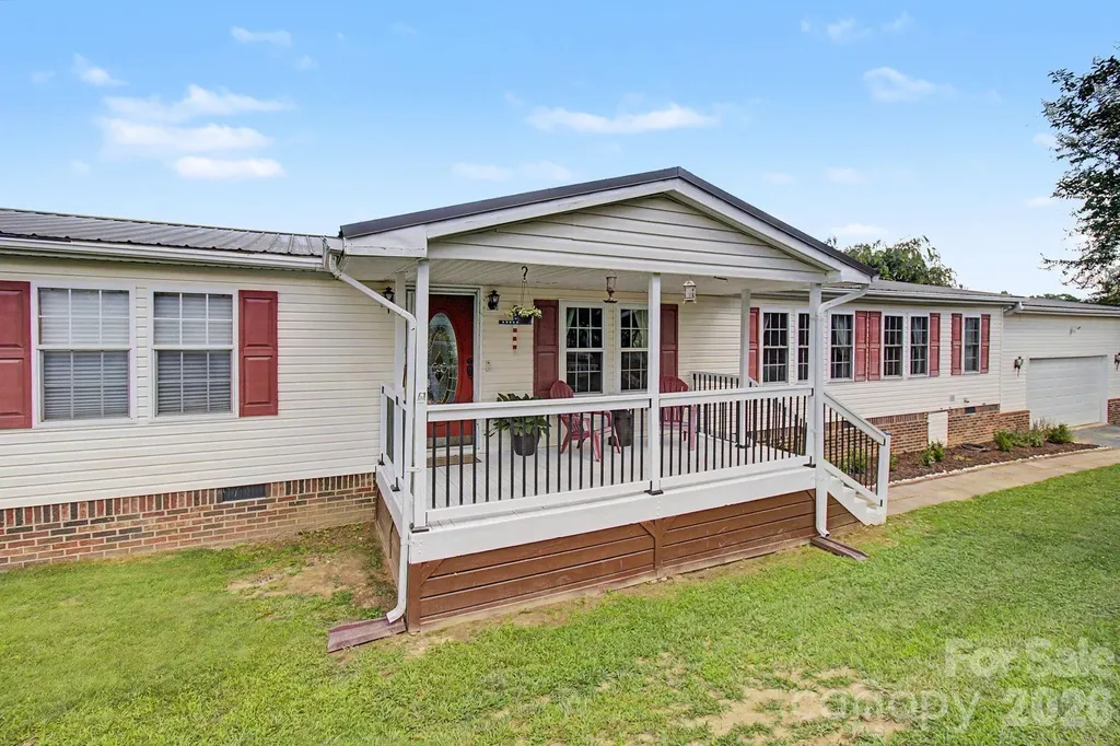22 Sweet Briar Path Way Hendersonville NC 28792