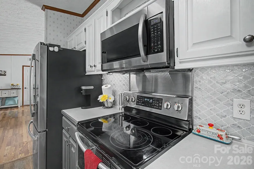 22 Sweet Briar Path Way Hendersonville NC 28792