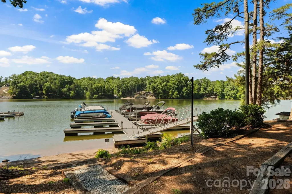 5224 Port Lane Granite Falls NC 28630