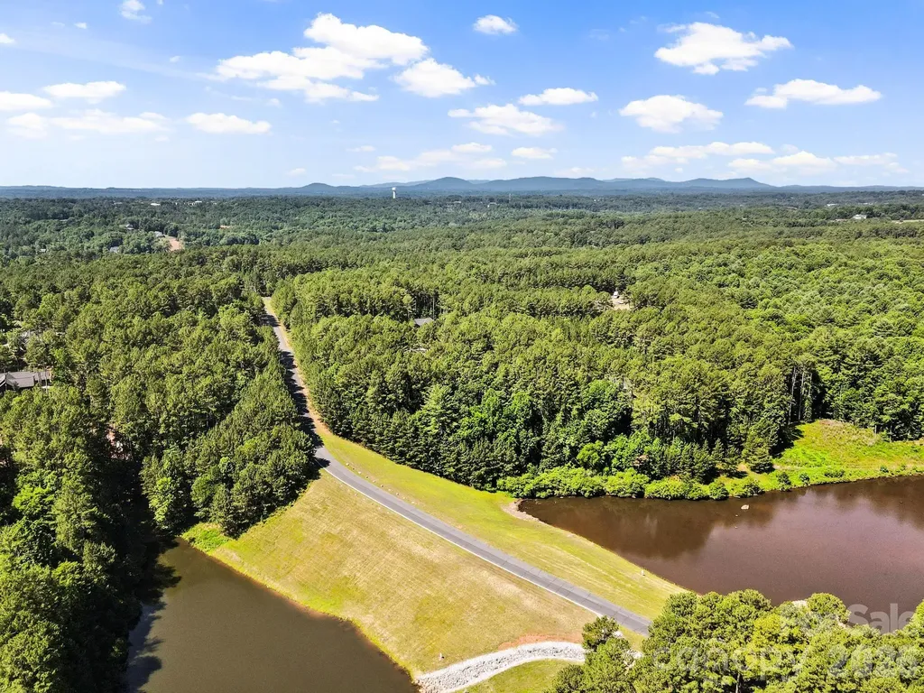 5224 Port Lane Granite Falls NC 28630