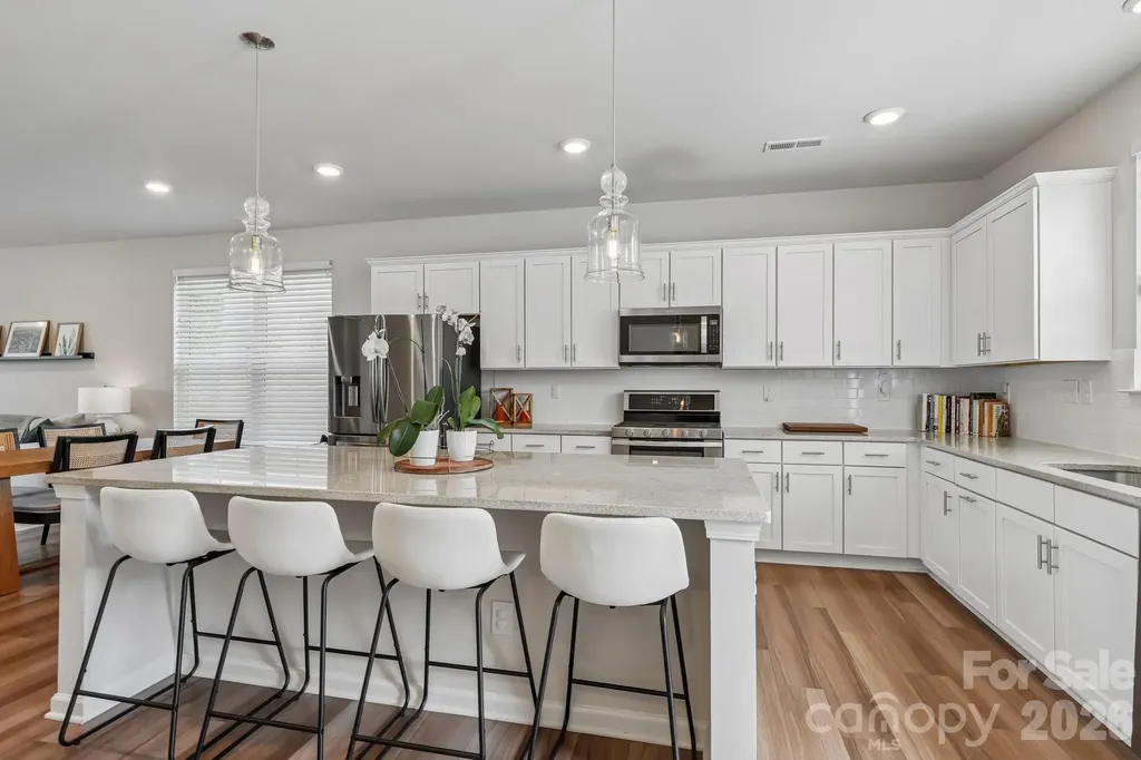 10122 Hemingway Place Charlotte NC 28227