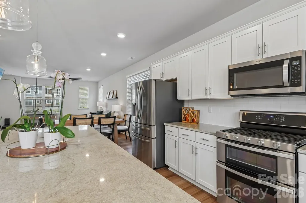 10122 Hemingway Place Charlotte NC 28227