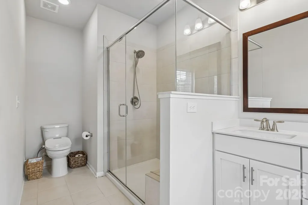 10122 Hemingway Place Charlotte NC 28227
