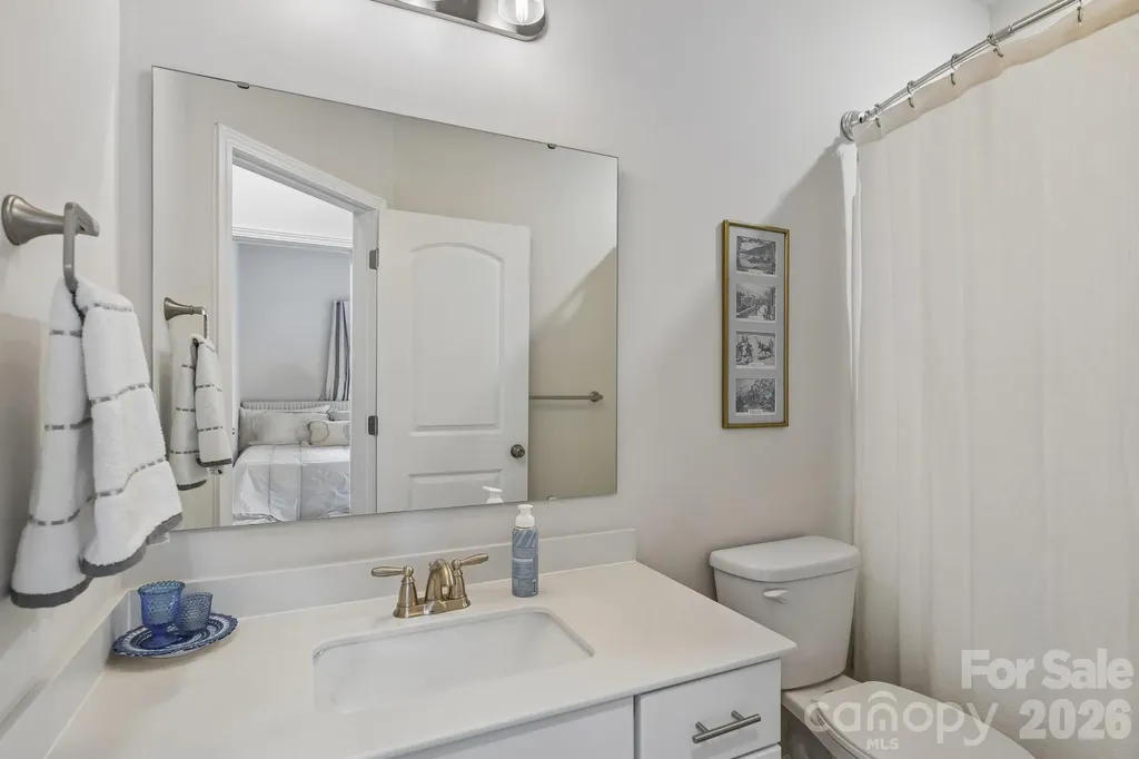 10122 Hemingway Place Charlotte NC 28227