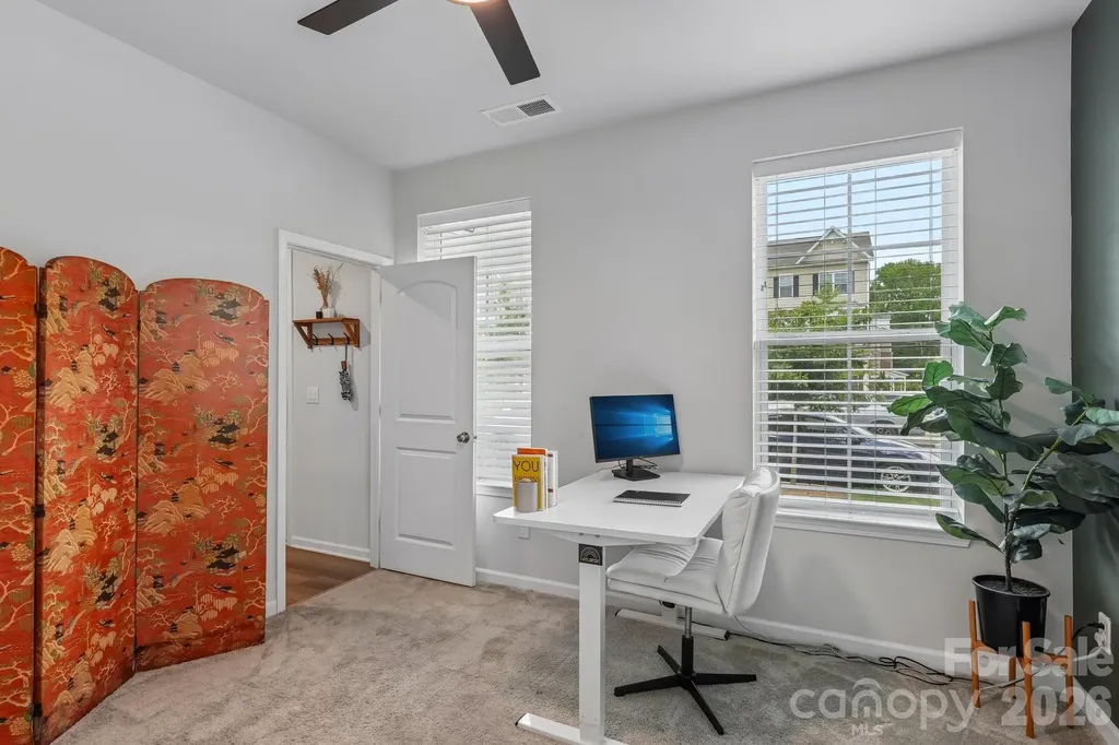 10122 Hemingway Place Charlotte NC 28227