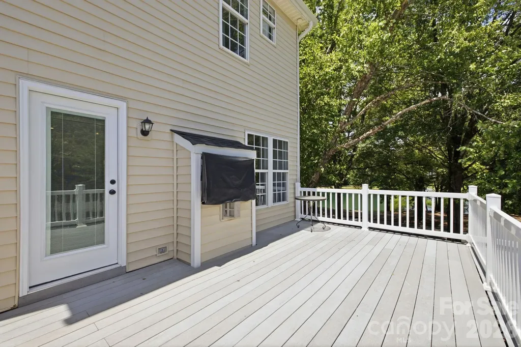 11705 Fiddlers Roof Lane Charlotte NC 28277