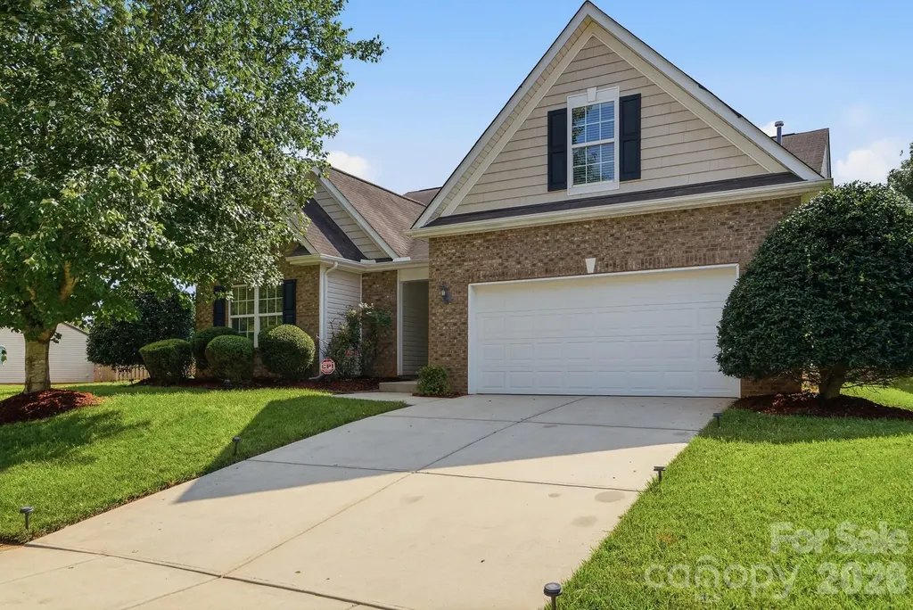 301 Augustus Lane Mount Holly NC 28120