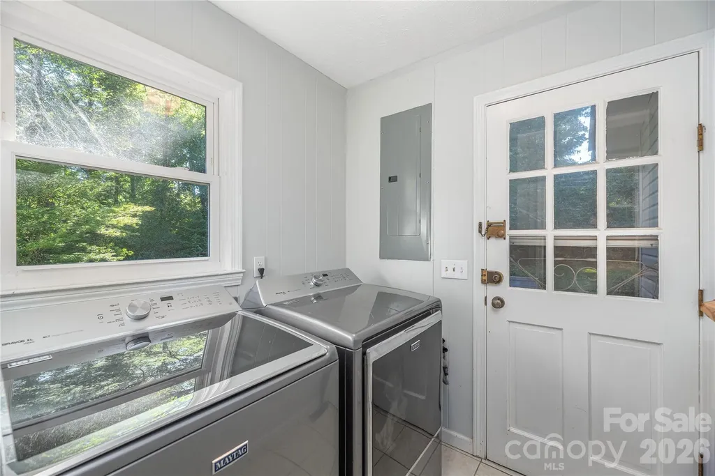 142 Whisperwood Drive Hendersonville NC 28791