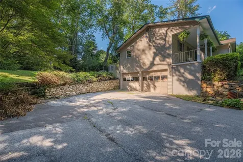 142 Whisperwood Drive Hendersonville NC 28791