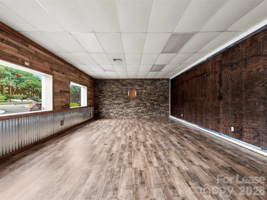 108 Hendersonville Highway Pisgah Forest NC 28768