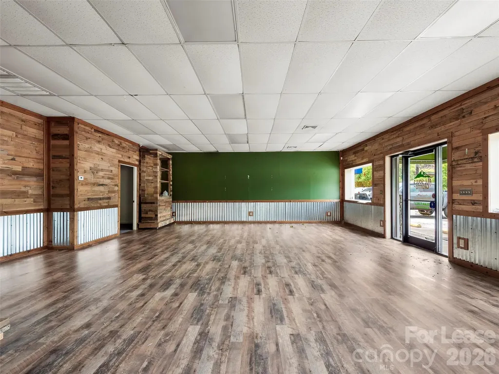 108 Hendersonville Highway Pisgah Forest NC 28768
