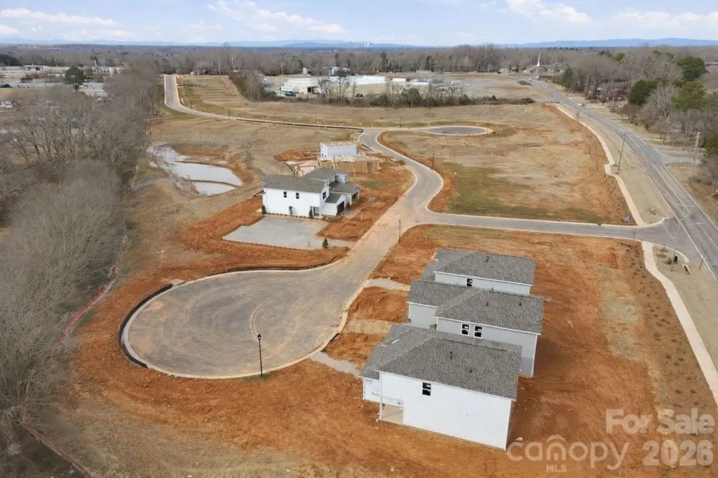 300 Fincastle Glen Shelby NC 28152