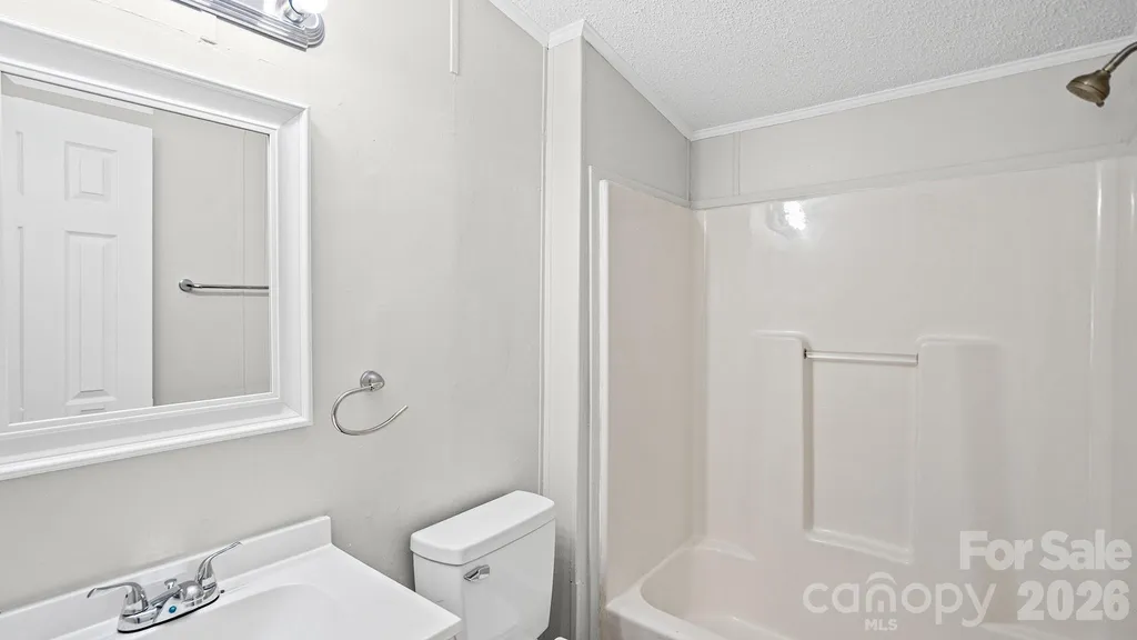 3532 4th Avenue Lane NE Conover NC 28613