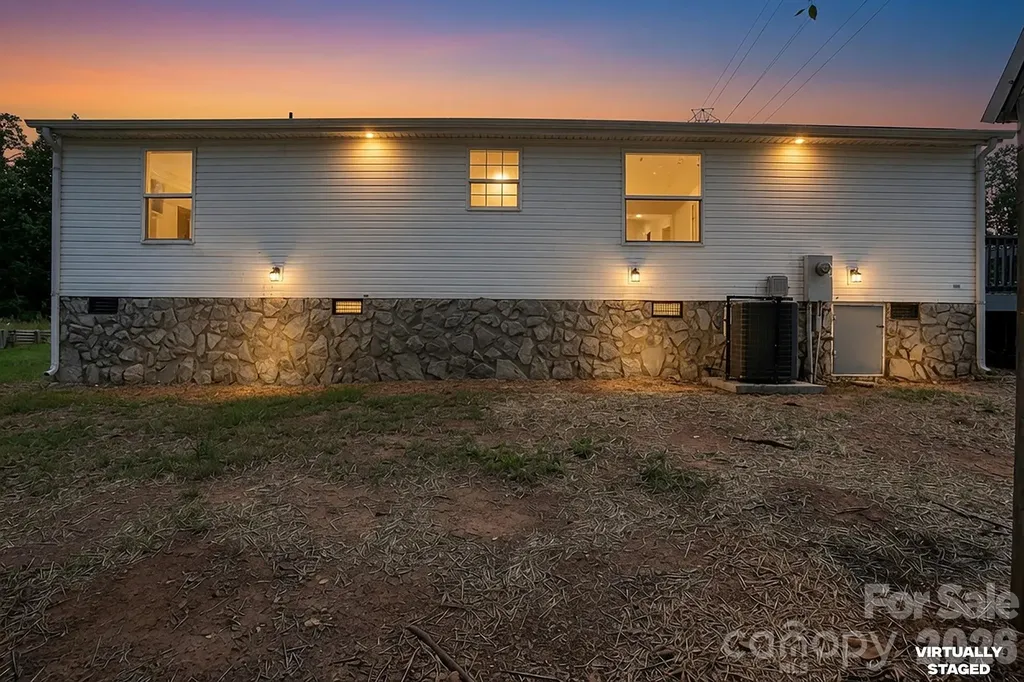 3532 4th Avenue Lane NE Conover NC 28613