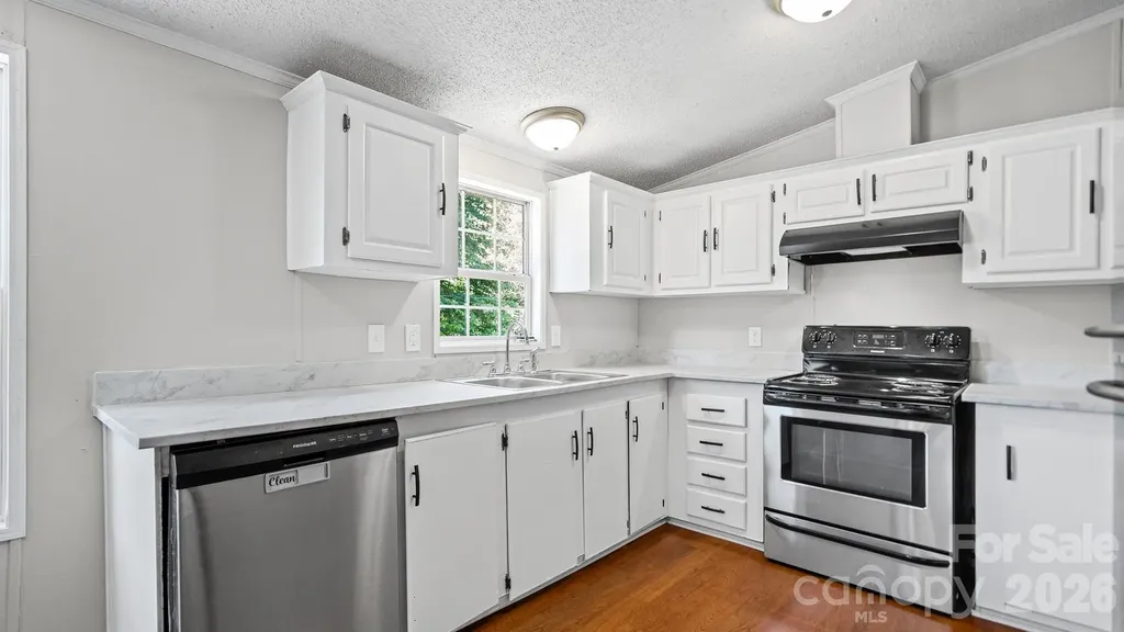 3532 4th Avenue Lane NE Conover NC 28613