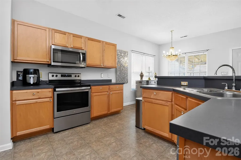 7613 Deluca Drive Charlotte NC 28215