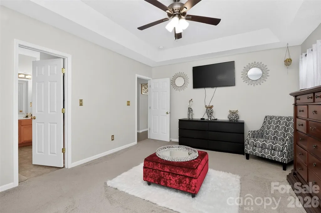 7613 Deluca Drive Charlotte NC 28215