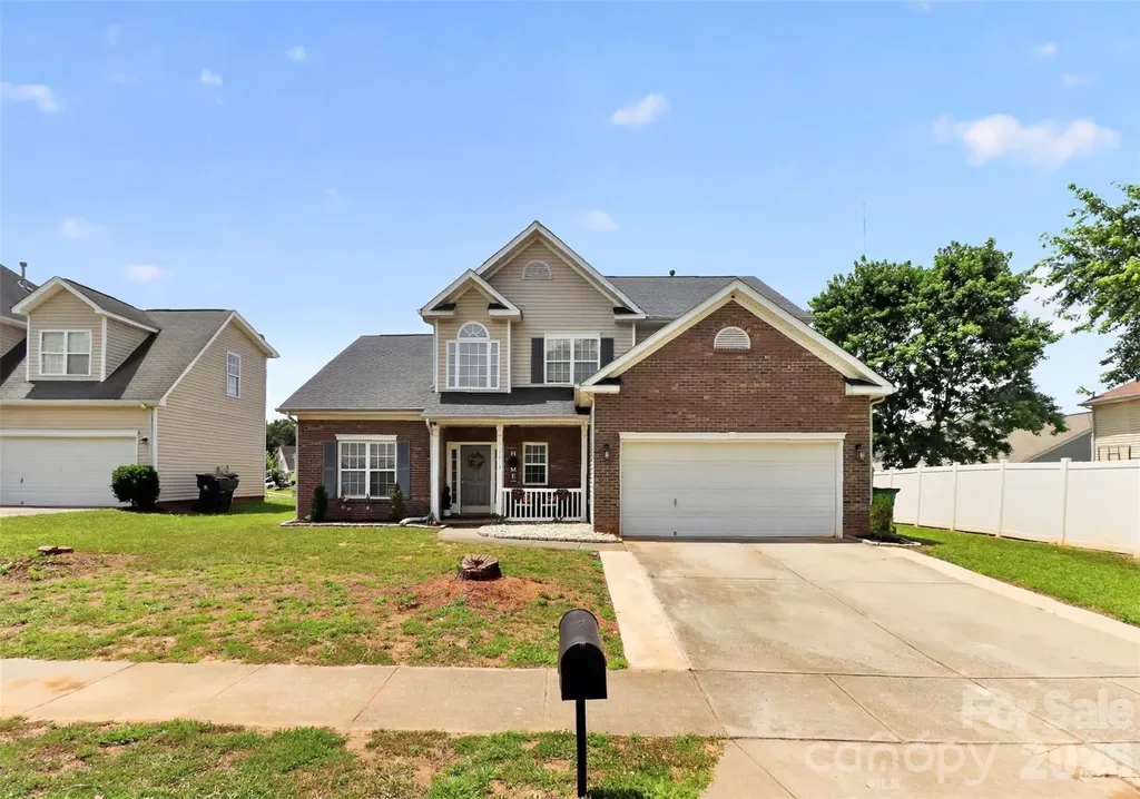 7613 Deluca Drive Charlotte NC 28215